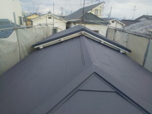 屋根葺き替え工事